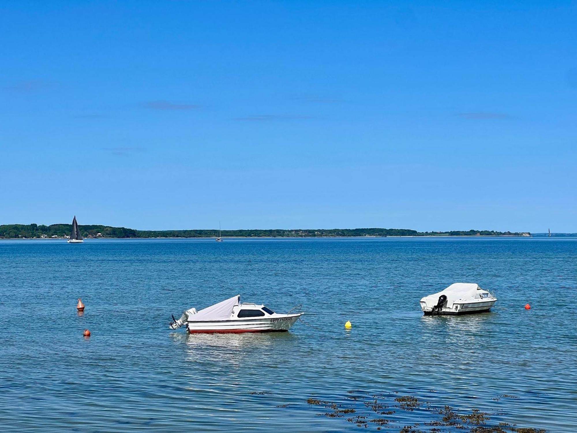 Urlaub Mit Ostseeblick, Schwimmbad, Sauna & Direkte Strandlage Kronsgaard Exterior foto